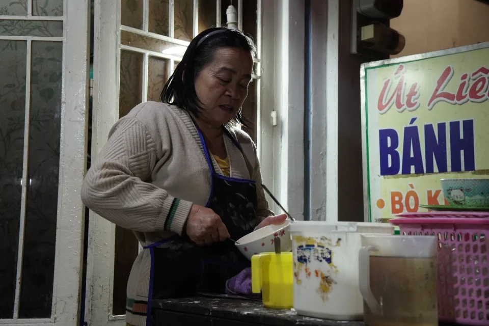 Bàn nướng đông khách tại Thanh Mai